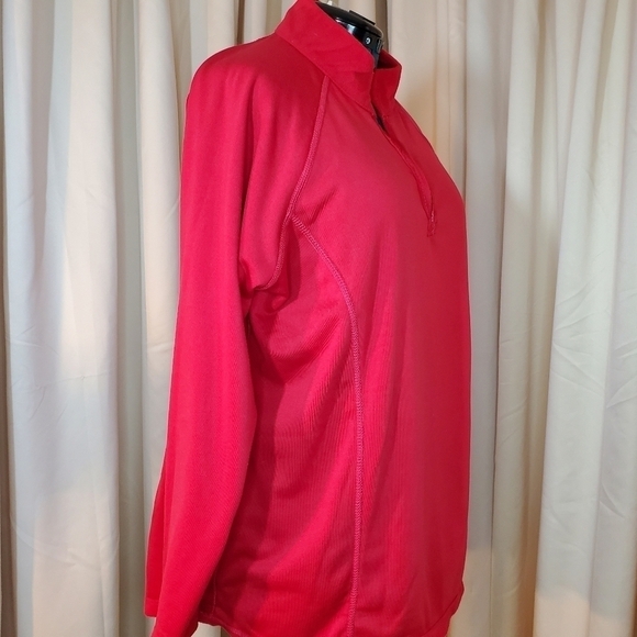 0101. Great Northwest Pullover with Pockets in a Lighter Fleece in RED~ 1X - Picture 8 of 12